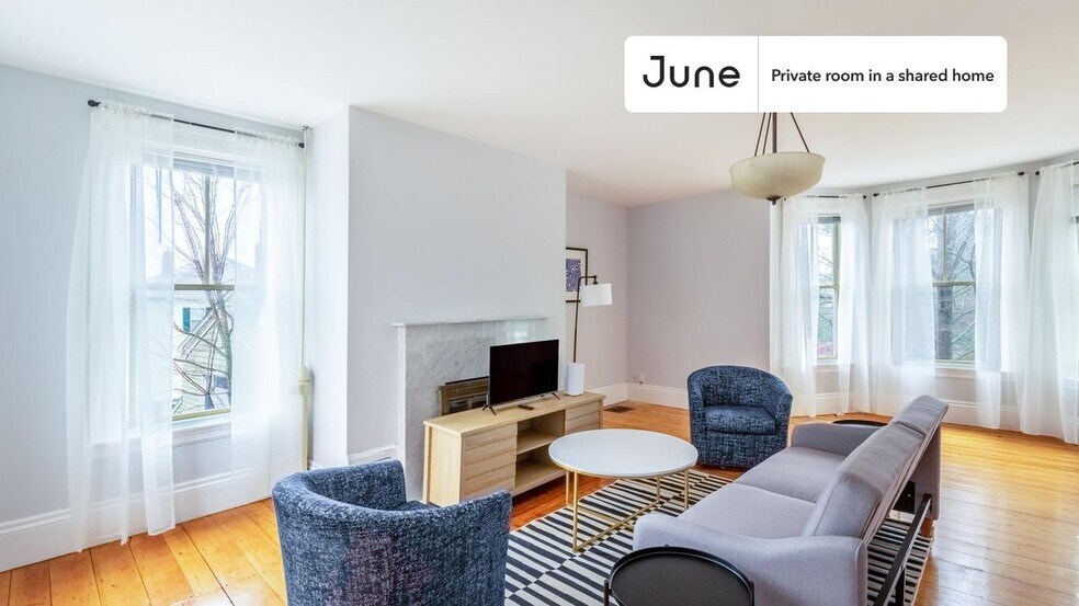Building Photo - Room in Shared 5 bed/2.5 bath home in Newton Corner