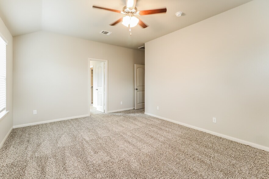 Building Photo - 7911 Fijian Cypress Dr