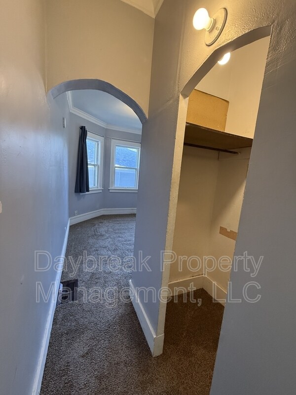 Building Photo - 1228 10th St N