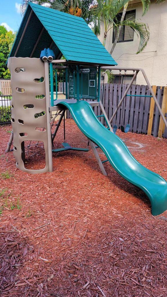 Building Photo - 1764 Pierside Cir