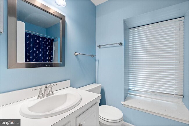 Building Photo - 2012 Swans Neck Way