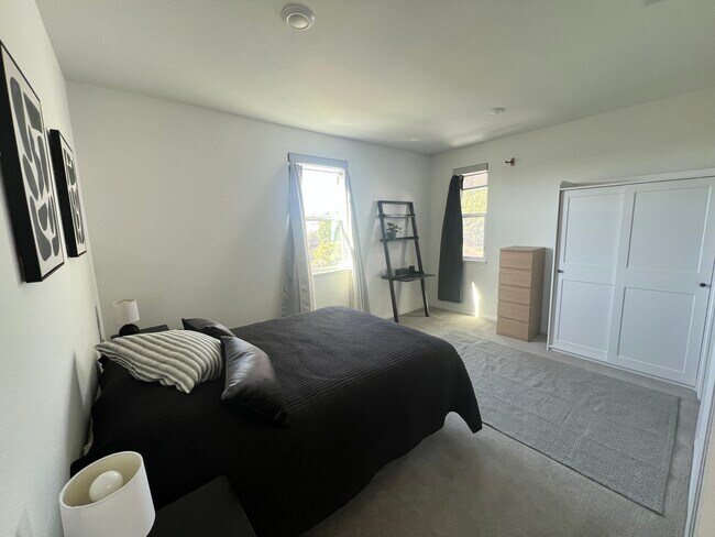 Building Photo - 24157 Amaranth Loop