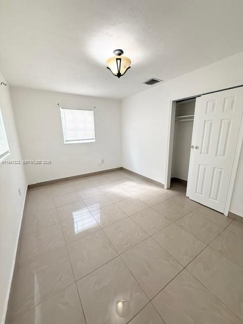 Building Photo - 4871 SW 24th Ave