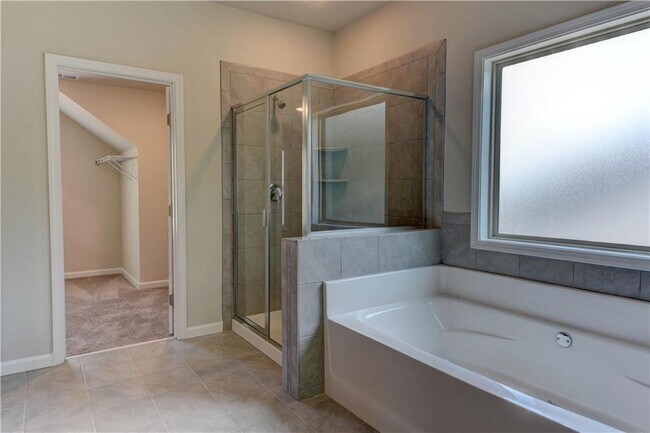 Building Photo - 2967 Cove View Ct SE