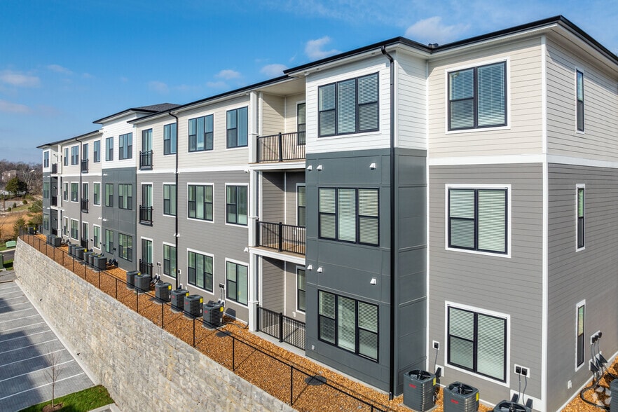 Building Photo - The Anderson