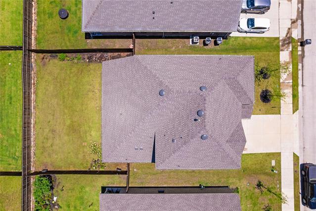 Building Photo - 706 Willow View Way
