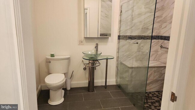 Building Photo - 12411 Thompson Rd