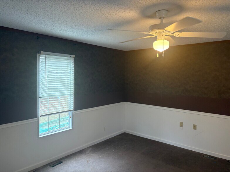 Building Photo - 162 Aspire Ln