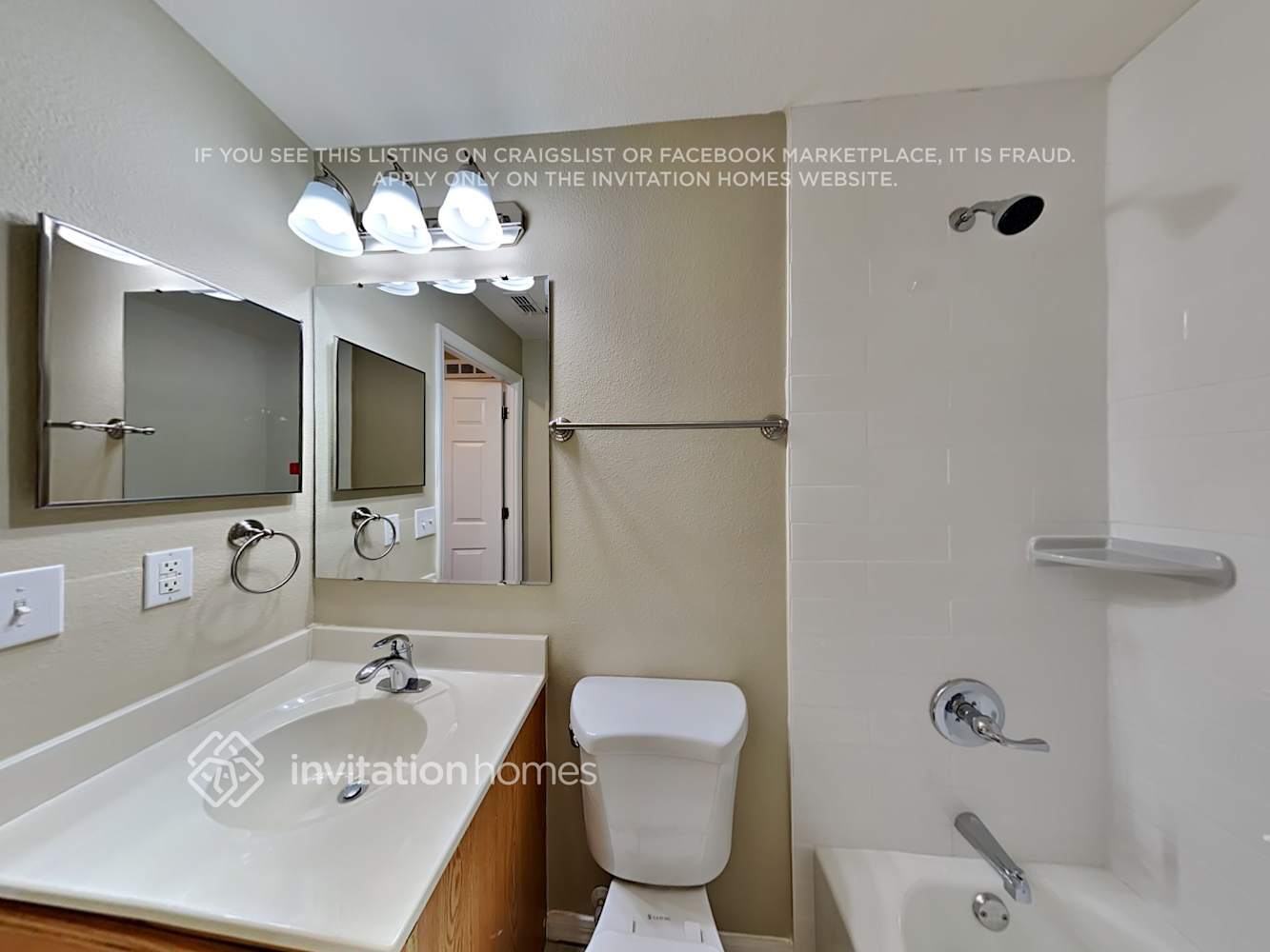 Building Photo - 5602 Oakwood Knoll Dr