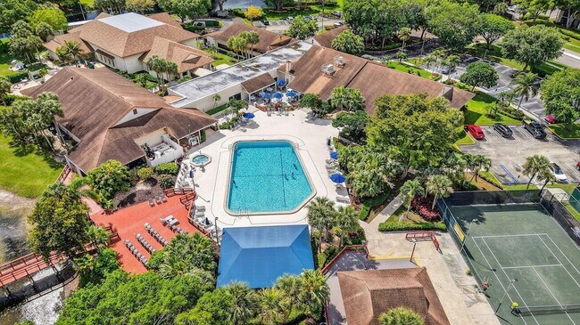 Building Photo - 10173 Mangrove Dr