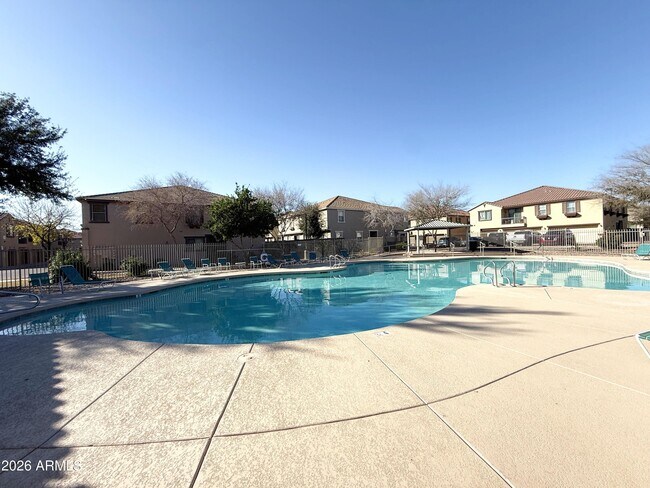 Building Photo - 1330 S Aaron