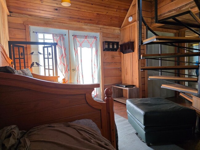 Building Photo - 2660 NC 2660