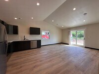 Building Photo - 507-509 Rustic Ridge Drive