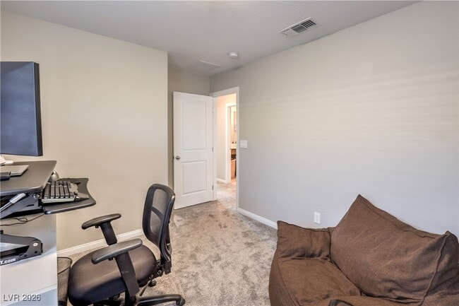 Building Photo - 10646 Silver Pond Ave