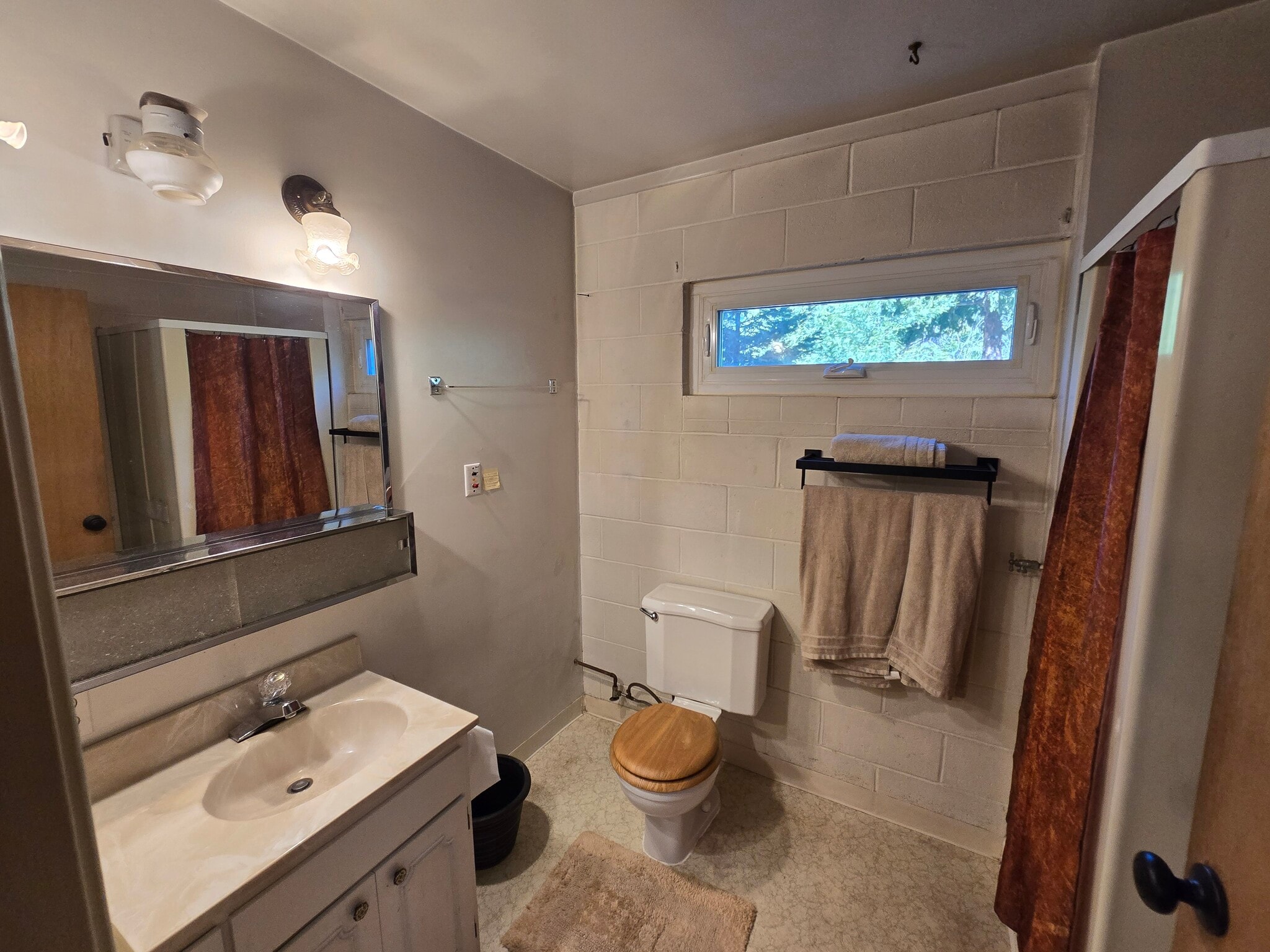 Building Photo - 11110 Fletcher Ct