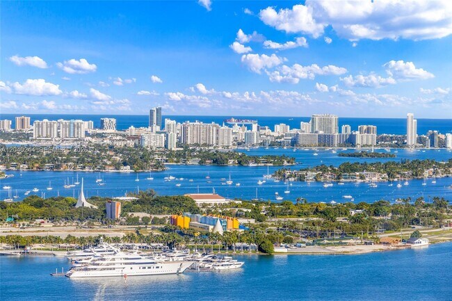Building Photo - 888 Biscayne Blvd