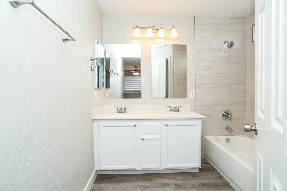 Building Photo - 8013 Indian Blanket St