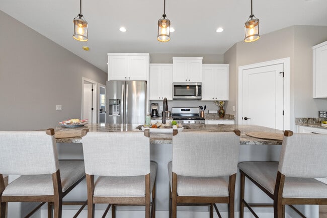 Building Photo - 1824 Horseshoe Ln