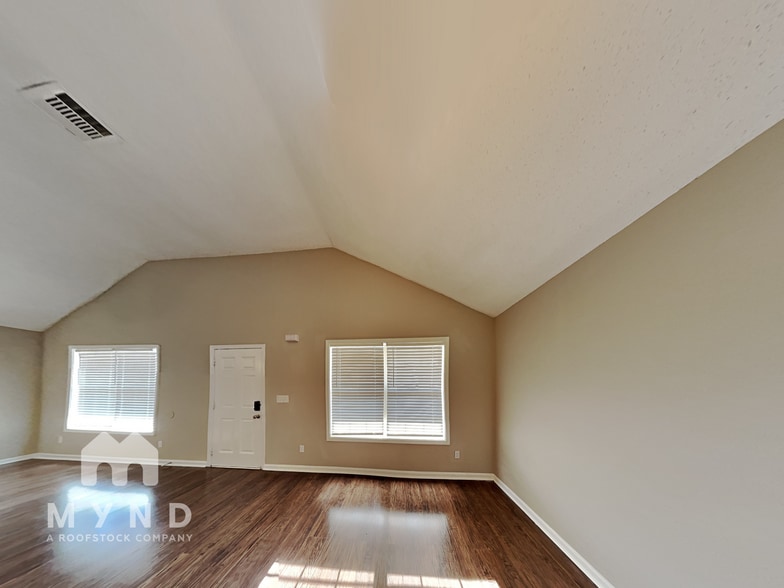 Building Photo - 3940 Cypress Pointe Dr