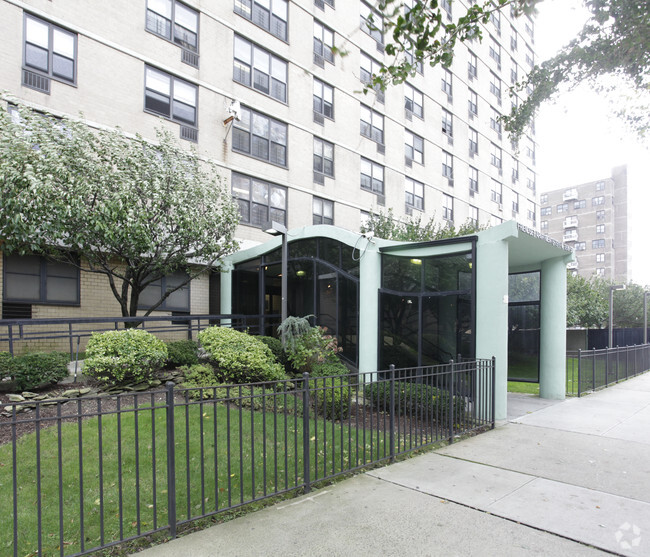 Building Photo - Friendset Apartments