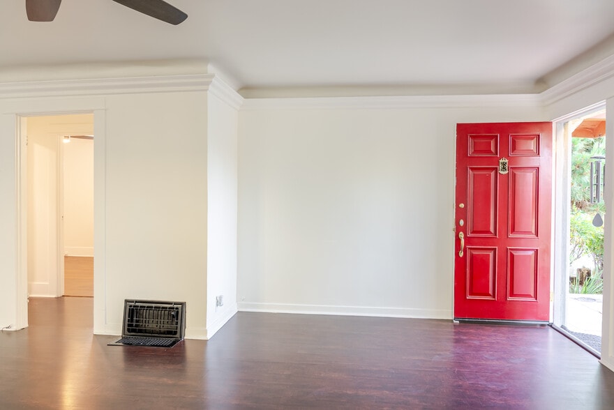Building Photo - 3522 Garden Ave