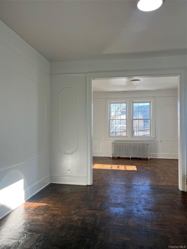 Building Photo - 23 Alida St