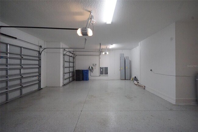 Building Photo - 6154 Marsh Trail Dr