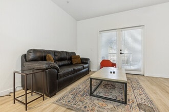 Building Photo - 9450 W Cabela Dr