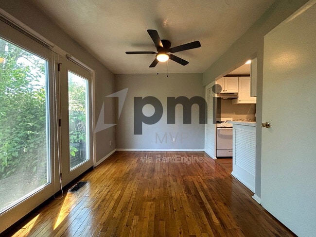 Building Photo - 3029 Rotunda Ct S