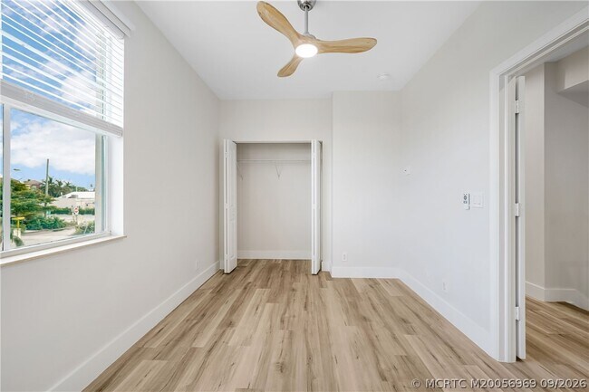 Building Photo - 4339 Bougainvilla Dr