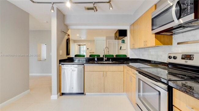 Building Photo - 10953 SW 75th St