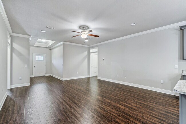 Building Photo - 2381 Belmont Dr