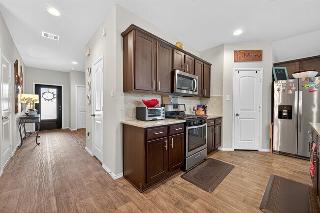 Building Photo - 15202 Davan Springs Dr