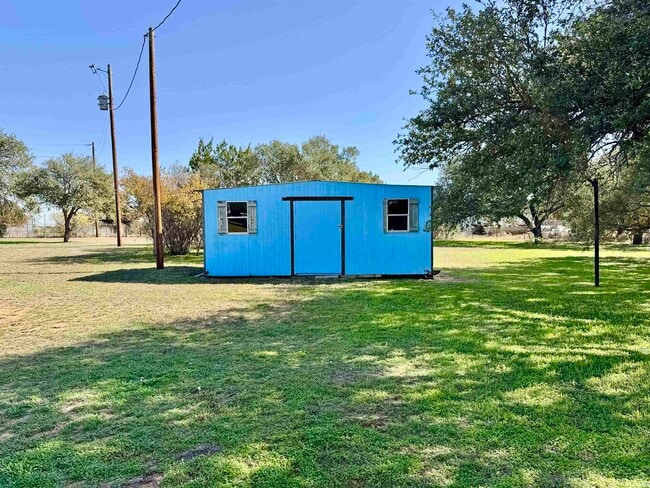 Building Photo - 600 Old Spanish Trail