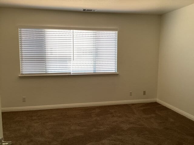 Building Photo - "Charming 2-Bed Condo with Cozy Fireplace & Modern Comforts in Lancaster!"