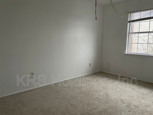 Building Photo - 1503 Garland Way
