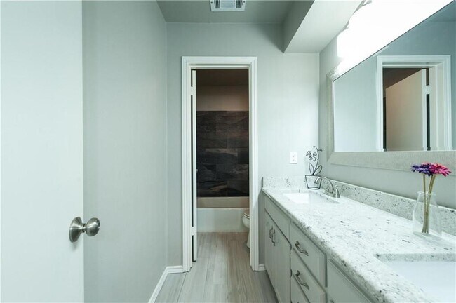 Building Photo - 509 Indian Creek Dr