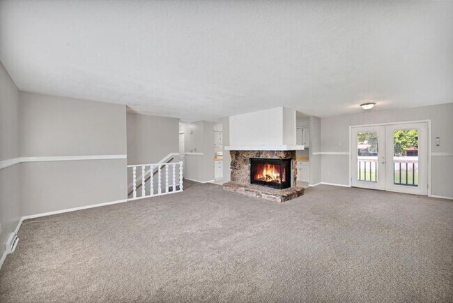 Building Photo - Spacious 5-Bedroom Home in Paradise Hills – North Grand Junction