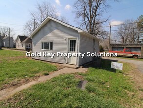 Building Photo - 1413 Walnut St