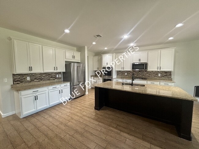 Building Photo - 11718 N Key Lime Pl