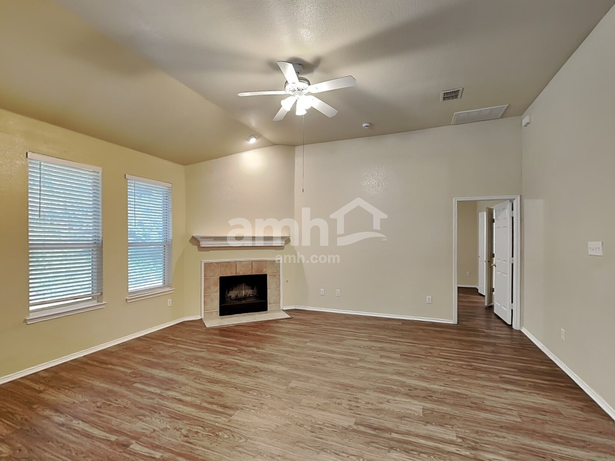 Building Photo - 1821 Cartman Rd