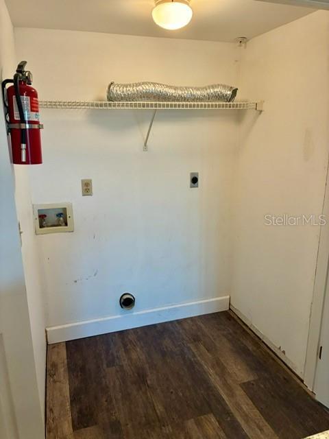 Building Photo - 2400 Feather Sound Dr
