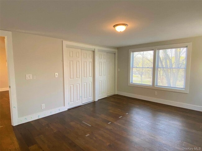 Building Photo - 230 NY-32 N