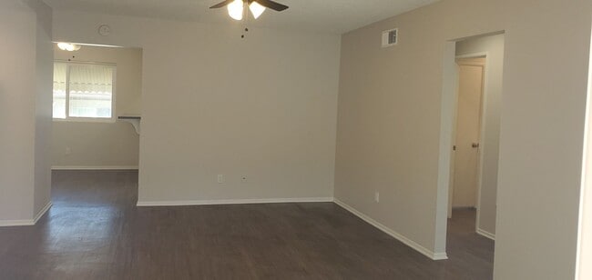 Building Photo - 109 N Merrimac Dr