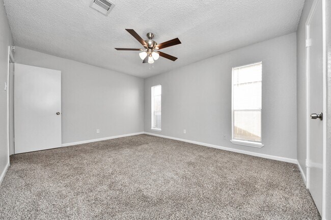 Building Photo - 16714 Britford