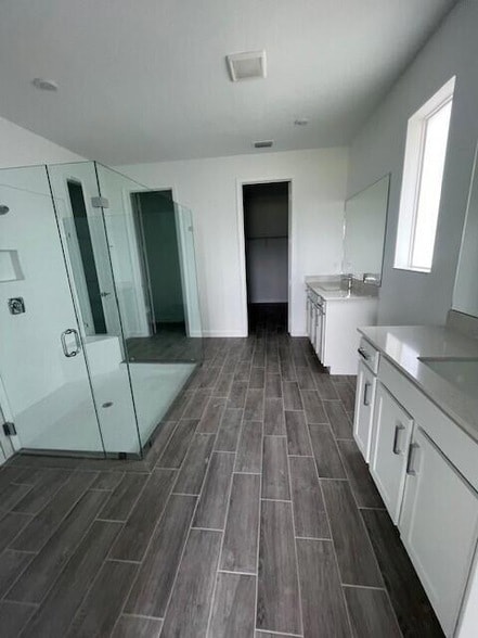 Building Photo - 19040 Croft Mill Xing