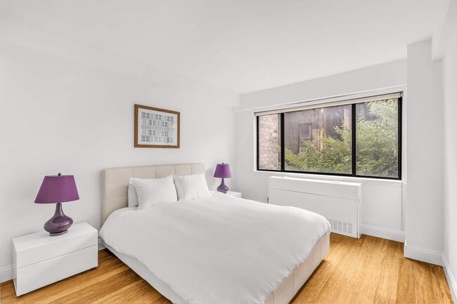 Building Photo - 310 W 56th St