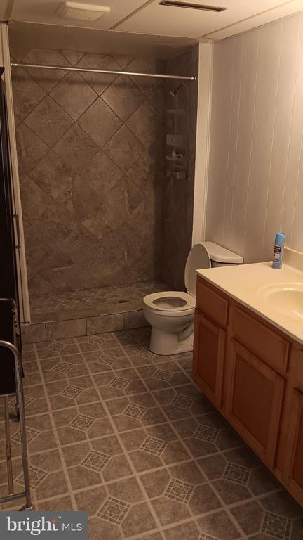 Building Photo - 46534 Majestic Ct