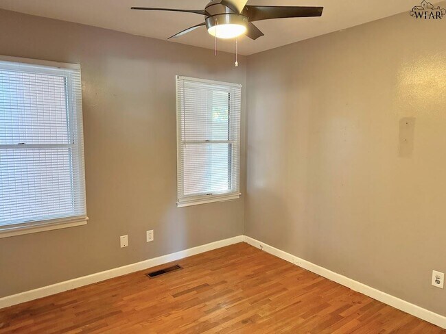 Building Photo - 4503 McCrory Ave