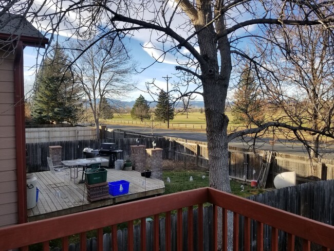 Building Photo - 4B/2B Home with Attached Garage in Longmon...